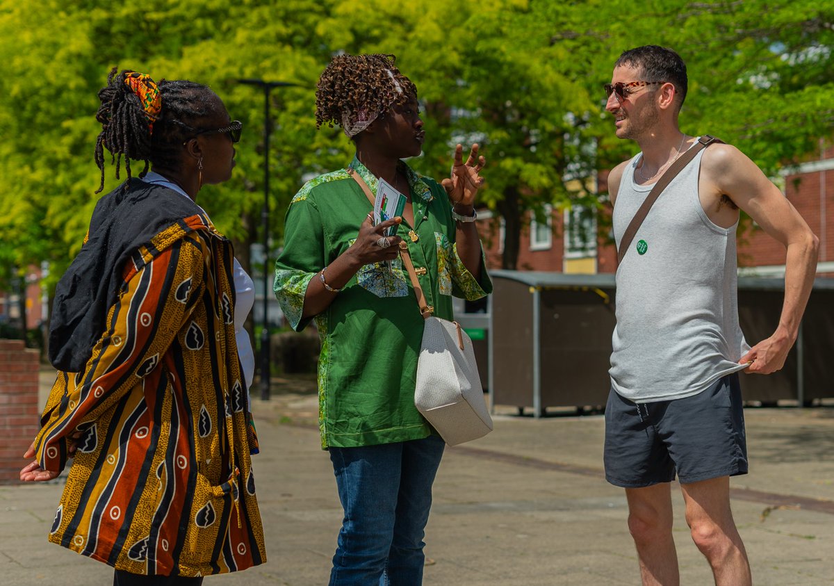 HaringeyGreens's tweet photo. 🚨 Only 3 weeks until the by-elections in Northumberland Park and Woodside! 🚨

Winning both by-elections means winning a Green majority on the council, so we can deliver for the people of Haringey!

Sign up for this weekends door knocking sessions! 💚 https://t.co/VNEssC5nJs https://t.co/I4cnO8h2BT