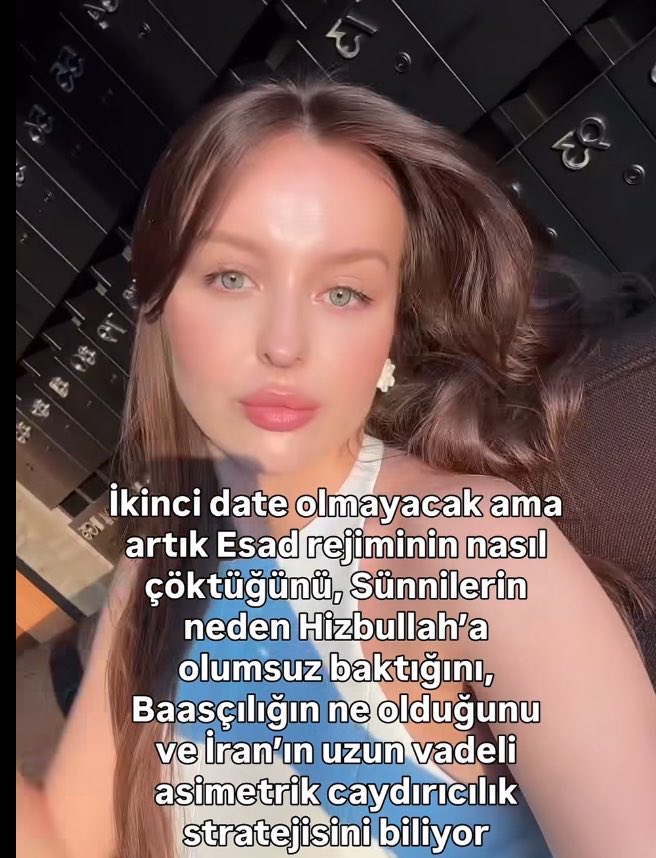 parlanzi's tweet photo. sadece vaka danısmak icin odama gelen arka bilmislik taslıyım diye laf lafı acınca https://t.co/DlIlfJFJQN