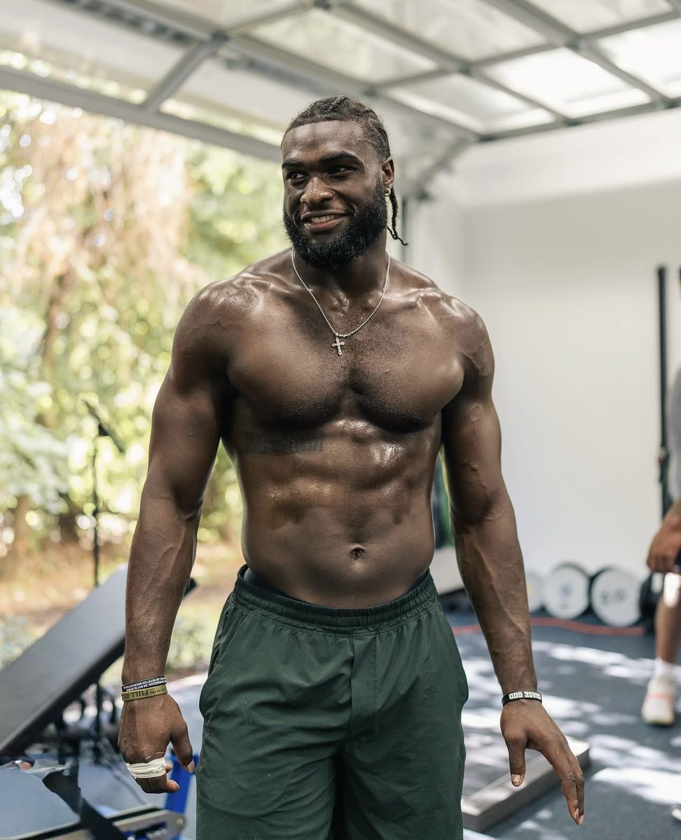 NFL_Thirst's tweet photo. Will Anderson Jr. https://t.co/gPP12DONrn