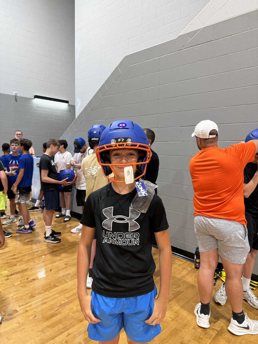 WCMSThunderhawk's tweet photo. There was something special about seeing student-athletes in the building! Our football players were hard at work during conditioning and took another exciting step toward the inaugural season at Willow Creek as helmets were handed out. 
Tradition starts now!  #Thunderhawks https://t.co/E2FEyq0sIt