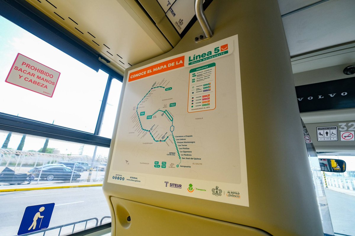 AlbertoEsquerG's tweet photo. Un día histórico para la movilidad en nuestra ciudad, con la puesta en marcha de la Línea 5 del transporte público, que conectará la ZMG con el Aeropuerto de Guadalajara. https://t.co/2ngzPve0Hd