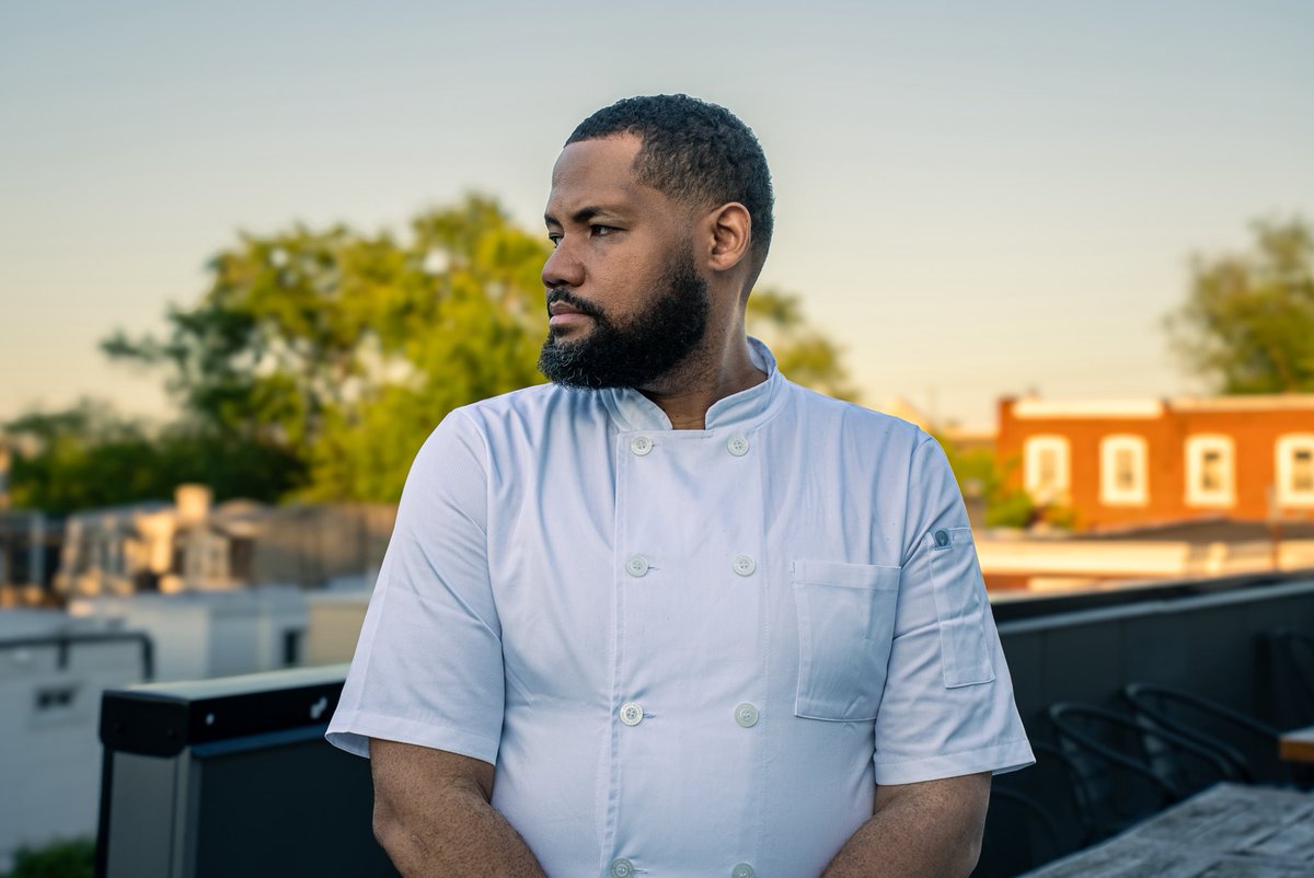 SwishMahoney34's tweet photo. Mogul and they know that . 10 years of betting on myself . Look what God did 
. 
Instagram
@honeyhillcatering 
@dawanksfrenchfries @atthetablesupperclub @dmahoneyculinaryconceptgroup 
📷 @jefry5fives https://t.co/zR4CC3hUtM