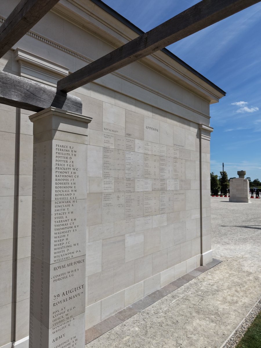 britishmemorial's tweet photo. Today, on the eve of the D-Day anniversary, there will be a Service of Dedication to the 98 'lost' servicemen whose names have been engraved on the Memorial and added to the Roll of Honour, bringing the total number to 22,540.

📷 Gus Fisher / Eye Cut Studio

#DDay82 https://t.co/IBqSzXEus7