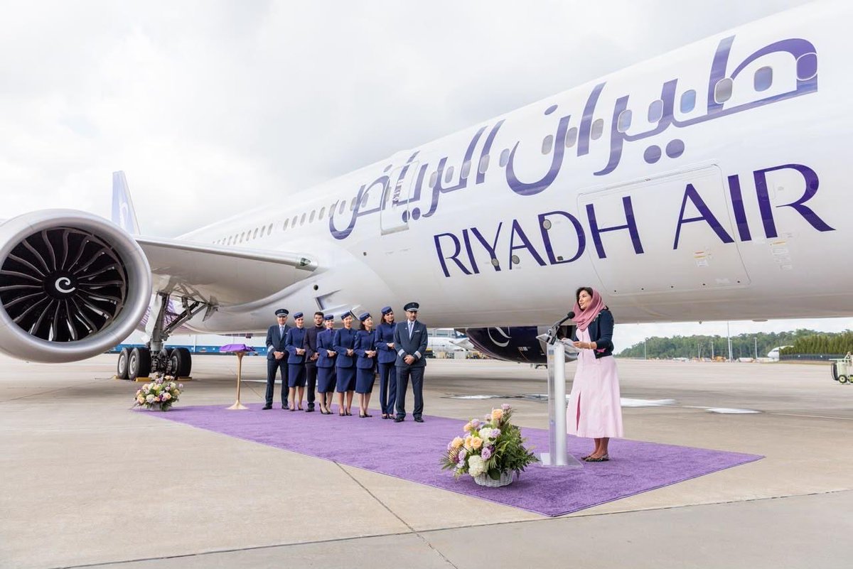 SaudiEmbassyUSA's tweet photo. HRH @rbalsaud visited @Boeing in Charleston, South Carolina, where she toured the facility and viewed aircraft destined for @RiyadhAir. The visit underscores the strong partnership between Saudi Arabia and the United States and reflects the Kingdom’s continued efforts to advance its aviation sector and national development goals under Vision 2030✈️🇸🇦🇺🇸
