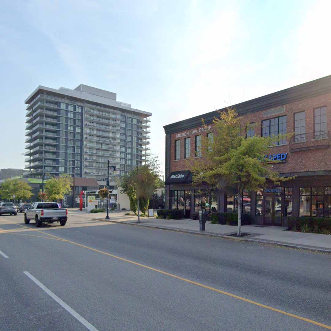 DallasCrick's tweet photo. Condo buyers in Kelowna are asking smarter questions now.

Depreciation reports, reserve funds, strata management, insurance history, future assessments...

Because a great condo in a poorly managed building can become a very expensive lesson!

Read more: https://t.co/KoKBhyfdFG https://t.co/A0dhopNXGd