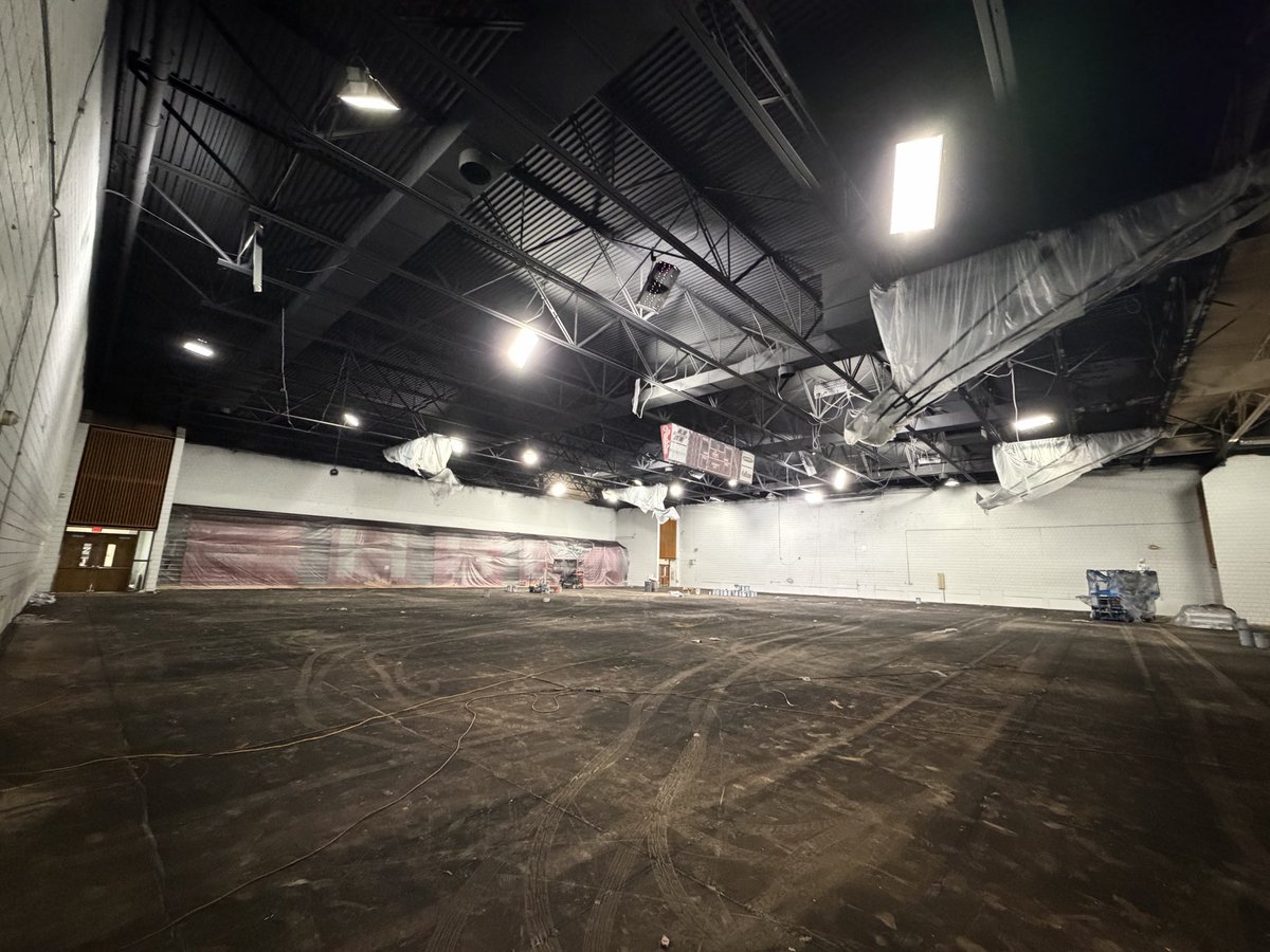 Dutton_SM's tweet photo. Wells Gym is coming back to life‼️ 

Electrical for new lights ✅ 
Ceiling structures cleared ✅ 
Paint being applied ✅ 
Branding ordered ✅ 

This facility is transforming into something completely different for our coaches, fans, and student-athletes. 

We cannot wait to showcase this when it’s complete. 

Thank you again to our Reddie Club Members, Reddie Athletic Partners, and the HSU Foundation for making this project a reality. 

Interested in helping us polish this facility off? Join the Reddie Club ⬇️ ⬇️ ⬇️ 

🔗: https://t.co/2hGSAUdBwu 

Go Reddies! 

#NoMereBeast / @ReddieSports