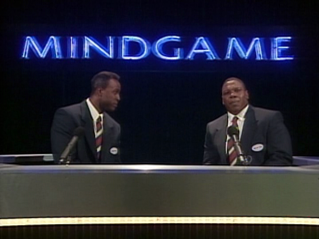 SlidersFanBlog's tweet photo. Hey @viavisionent, please let Universal Studios know Sliders has an audience for a Blu-ray remaster. We have a petition to bring the series back and the actors have mentioned it several times. https://t.co/nQKCZyrEYn https://t.co/6qPT2lnsM4