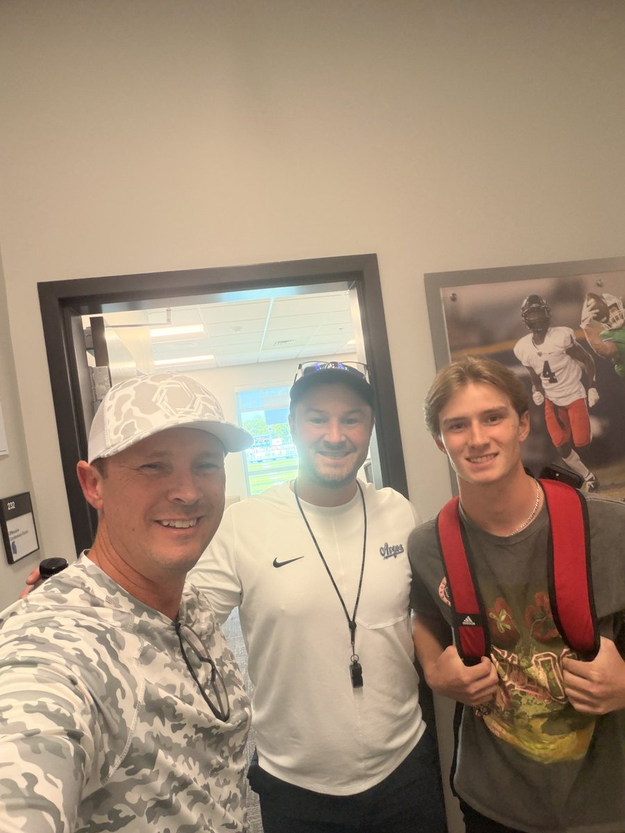 IrwinTR1BE's tweet photo. Good luck to @evan_1stephens as he competes at West Fla camp with @CoachKNobles today!!! 
#TR1BE 
*note to recruiters he came to his team workouts first this morning then drove 5 hours … 3.9 Gpa and super high character and can ball!!! https://t.co/Rx8g5ROGZb