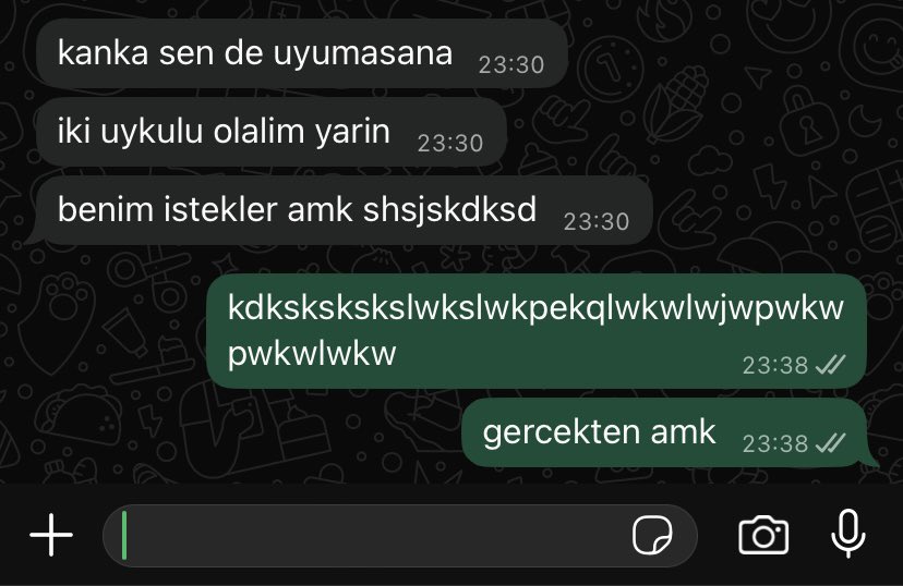 ozgee_ozel's tweet photo. normal birisi yok https://t.co/KR8Eidd5S4