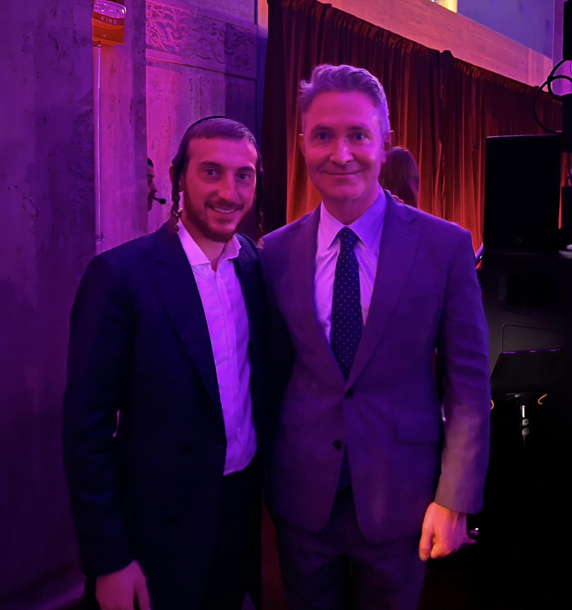 IamShulem's tweet photo. One thing we have in common: we’re not known for keeping our voices to ourselves 😄
@DouglasKMurray https://t.co/PqqtSDwhxj