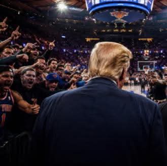 AzGazon's tweet photo. BREAKING NEWS IZ NO NEWS
President Donald Trump will attend the New York Knicks-San Antonio Spurs Game 3 of the NBA Finals at Madison Square  Garden on Monday night. Open Court. Oui il sera là avec son brushing à faire rêver les concepteurs de toboggan unproblèmenarrivejamaisseul https://t.co/18ppwSmhTR