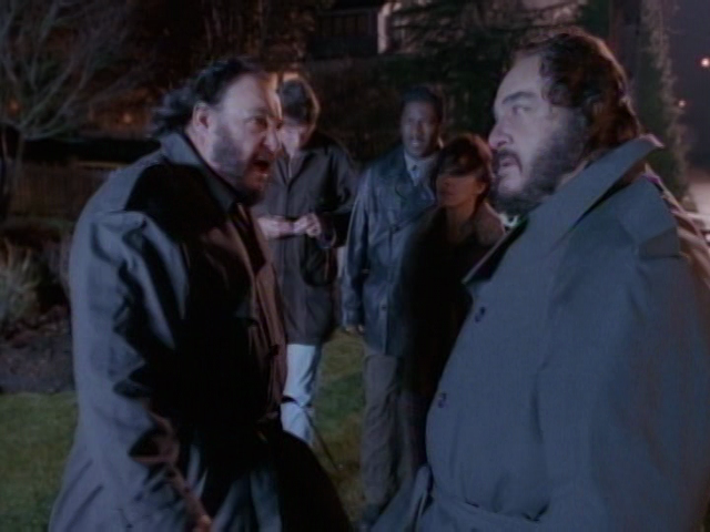 SlidersFanBlog's tweet photo. Hey @viavisionent, please let Universal Studios know Sliders has an audience for a Blu-ray remaster. We have a petition to bring the series back and the actors have mentioned it several times. https://t.co/nQKCZyrEYn https://t.co/6qPT2lnsM4
