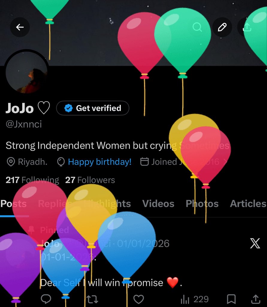 Jxnnci's tweet photo. It’s my birthday!🎉 https://t.co/kzV3cRfCU6