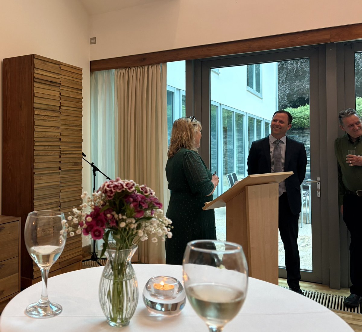 eimearod's tweet photo. Had a great evening celebrating the achievements of @WAVETrauma  yesterday at the Irish Secretariat 🥂

Very proud to support their work with @HHDSolicitors &amp; the Belfast Solicitors Association as our nominated Charity of the Year.

Thank you for having us @WAVETrauma https://t.co/1FwROVZ5QW