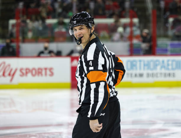 ScoutingTheRefs's tweet photo. Referee Wes McCauley has earned an additional $124,000 by making it to the Stanley Cup Final.  Find out which other NHL referees and linespersons have picked up additional bonuses by making it to this year's Final: https://t.co/C1B8jcSKjF https://t.co/fDWnGGH7PR