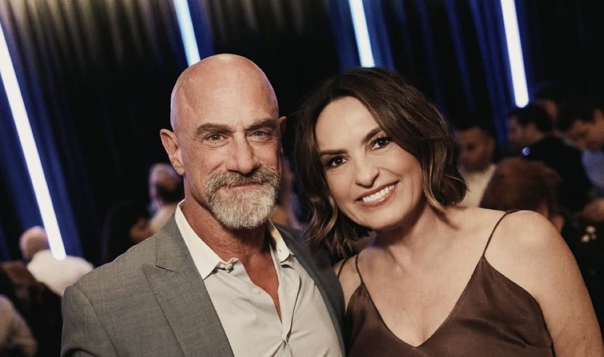 soliloquillxo's tweet photo. CHRISKA HAS RISEN ‼️ https://t.co/AHacAfoDhf