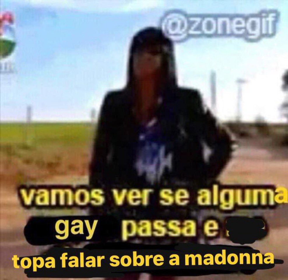 materialblond's tweet photo. A Madonna fazendo um pocket show surpresa no mês do orgulho anunciado pelo grindr olha é a mãe de todos os GLS mesmo https://t.co/vIXcANvxBA