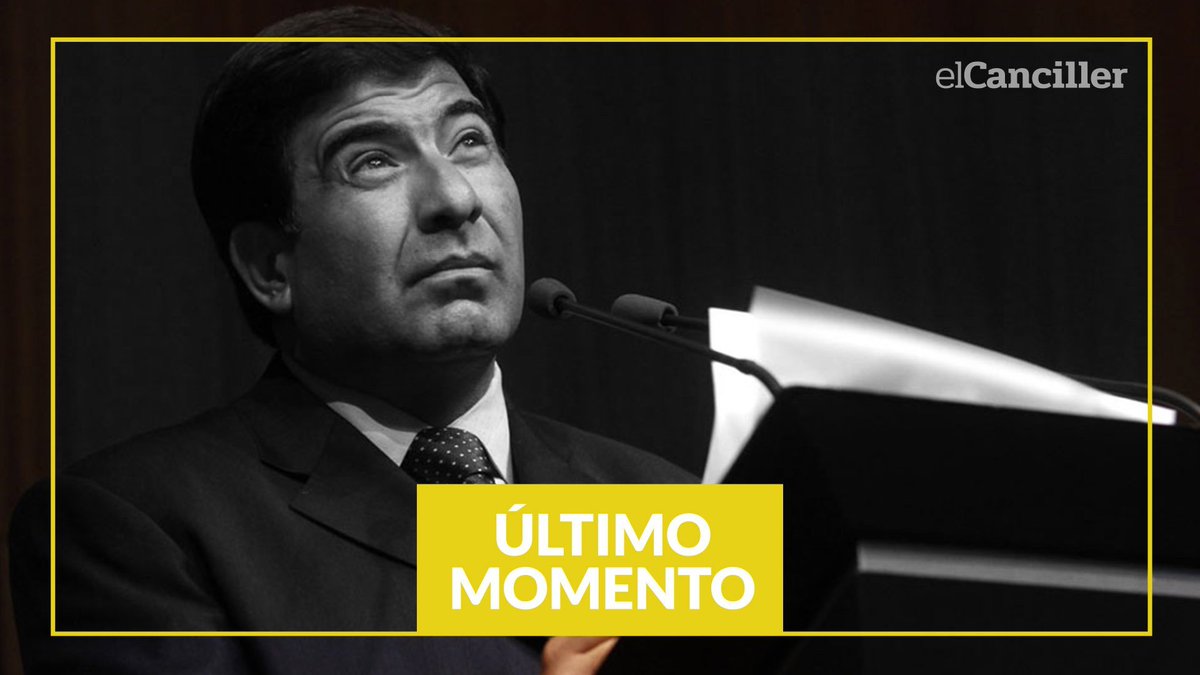 elcancillercom's tweet photo. [AHORA] El Gobierno echó de la Aduana a Ricardo Echegaray, el extitular de la AFIP durante el kirchnerismo, luego que quedara firme la condena por administración fraudulenta agravada en la causa "Oil Combustibles": era empleado de planta permanente de la ARCA. https://t.co/2lK7DaX2Wd