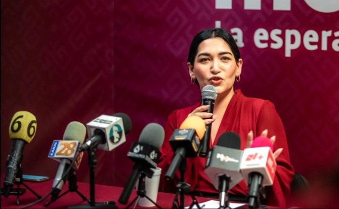 SindicalEl's tweet photo. 🇲🇽 🏛️ Confirma dirigente de Morena en Chihuahua cancelación de visa estadounidense tras revisión fronteriza🇲🇽  📣 ⚖️
#Hashtags: #Chihuahua #Morena #BrighiteGranados #Visa #EstadosUnidos 
https://t.co/LibFwrorOy https://t.co/mXUdXDPbbJ