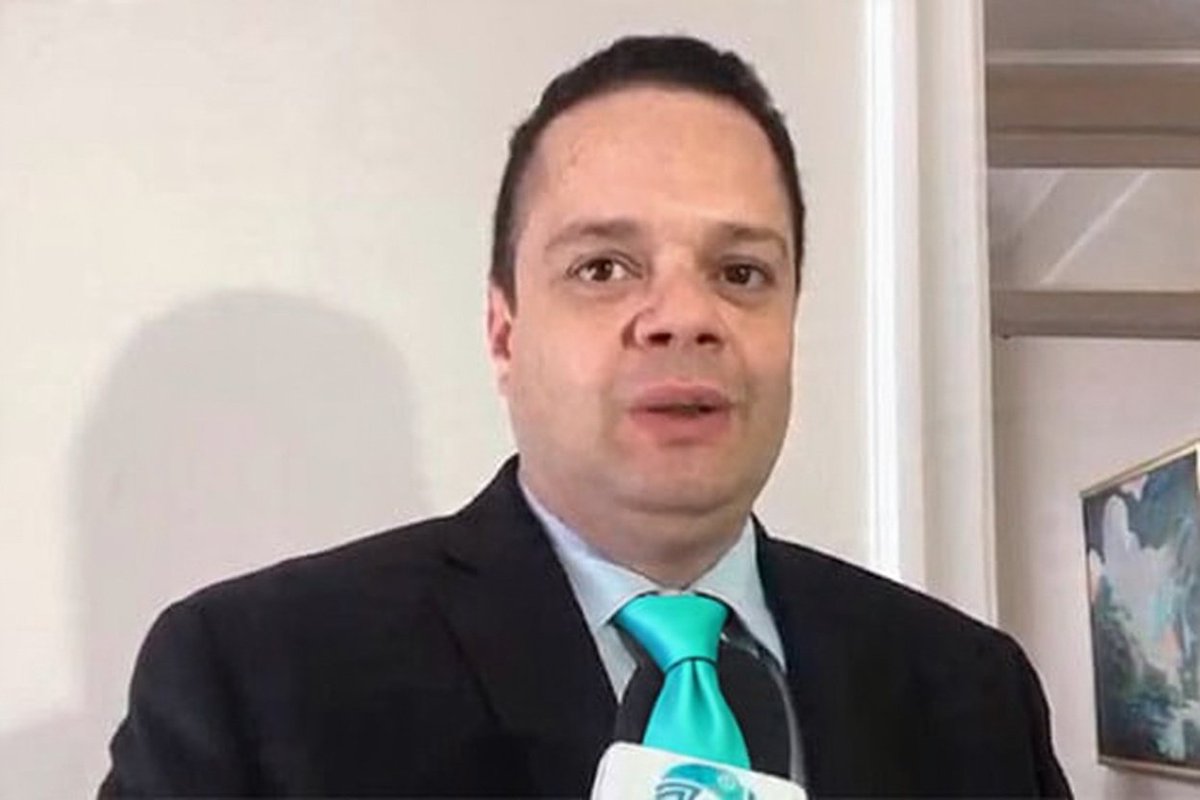 notiscartago's tweet photo. #Alerta
EDiputado Gonzalo Ramírez, del  partido Pueblo Soberano, ha enfrentado diversas causas legales, incluyendo un periodo de prisión preventiva, y preside tanto la Comisión de Seguridad y Narcotráfico como la Comisión de Ingreso y Gasto Público.
👇 :
https://t.co/840S9XXyxW https://t.co/RRsEgzk8JA