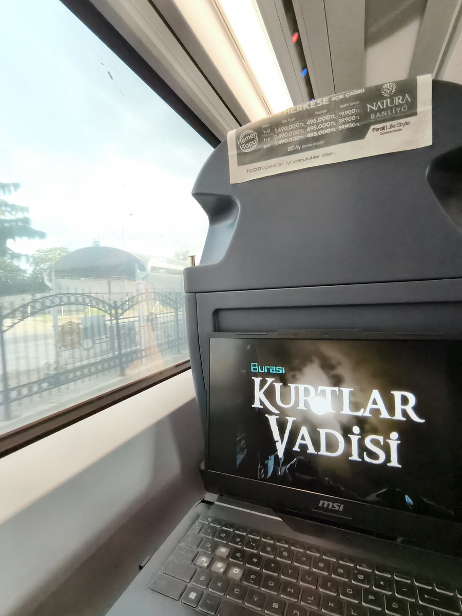 nocontexttkv's tweet photo. Bizim kv bağımlılığı https://t.co/n6jwtvd2AJ