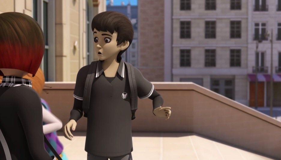 sourmarcaniels's tweet photo. if zoebrina actually becomes canon, it’s some crazy subtle foreshadowing for chloe to say that boys should be crazy about zoe and want to hold her bag only for sabrina to take it https://t.co/pN2EhZapbZ