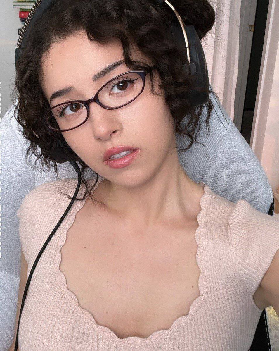 richgirlgod's tweet photo. You’re already looking at me like that, 
might as well spoil me too. #pokimane https://t.co/fCACny8c1G