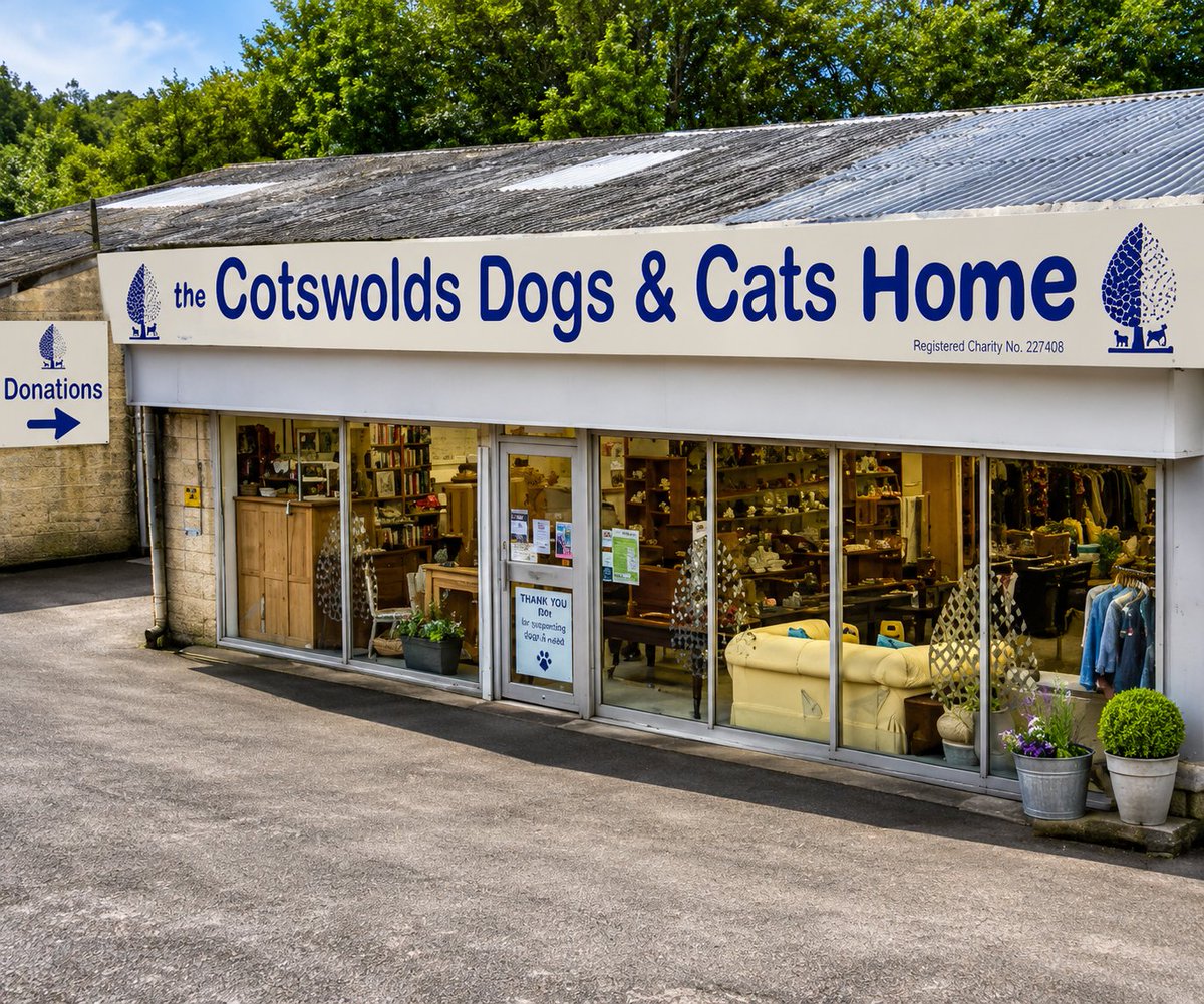 cotsdogscats's tweet photo. ⭐⭐⭐⭐⭐
"A really lovely shop with friendly, helpful staff. Good selection of furniture, plenty of clothes for both men and women, and a fantastic selection of bric-a-brac. Thoroughly recommend a visit."

📍 Unit 1 Butterrow Hill, Bowbridge, Stroud, GL5 2EE https://t.co/akXBXvwEVV