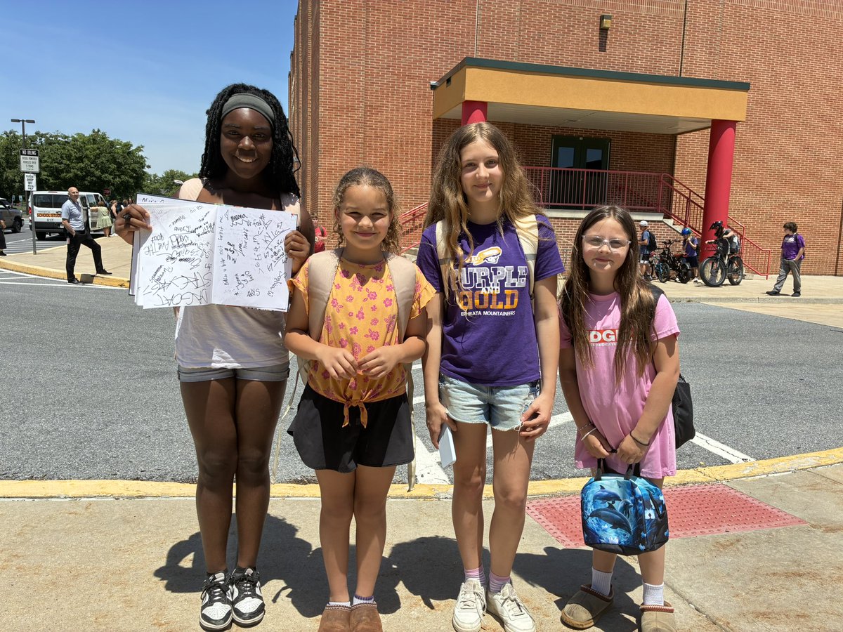 GoMounts's tweet photo. That’s a wrap at EIS! Wishing you all a safe and happy summer! https://t.co/k4Bsnj05zQ