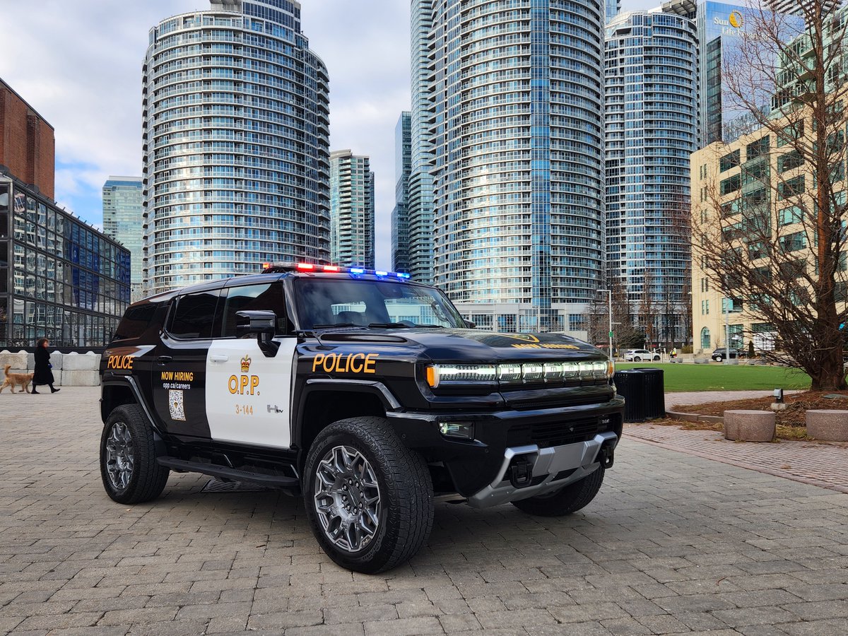 OPP_HSD's tweet photo. Another great vehicle that the OPP was able to use to connect with communities and talk about the work that we do.  Apply today at https://t.co/ShLv88cJ34. 
Thanks to @ChevroletCanada for the use of the electric vehicle.  

Encore un excellent moyen dont la Police provinciale de l'Ontario a pu se servir pour aller à la rencontre des communautés et parler de notre travail.
Postulez dès aujourd'hui sur https://t.co/ShLv88cJ34.
Merci à @ChevroletCanFR de nous avoir prêté ce véhicule électrique. ^ks