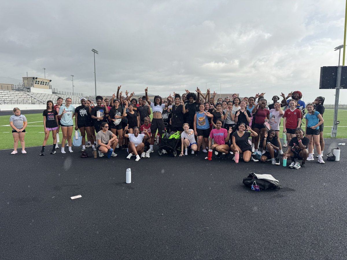 taylord_rambo's tweet photo. Rain or Shine, we’re here!
Week 1 of SAC ✅
These girls came to work & already got better in just one week! I’m so proud of them!
#LionNation #PrideOfLCISD https://t.co/L1PVPntNGf