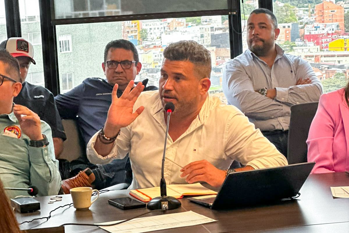 uso_meta's tweet photo. Participamos en la primera reunión tripartita convocada por el @MintrabajoCol, con presencia de la Viceministra, para abordar el conflicto del gremio de Workover en el Meta.

Acompañamos esta mesa con Braserv, Varisur, Serinco e Independence para buscar solución y conciliación. https://t.co/M5fCQkH5GQ