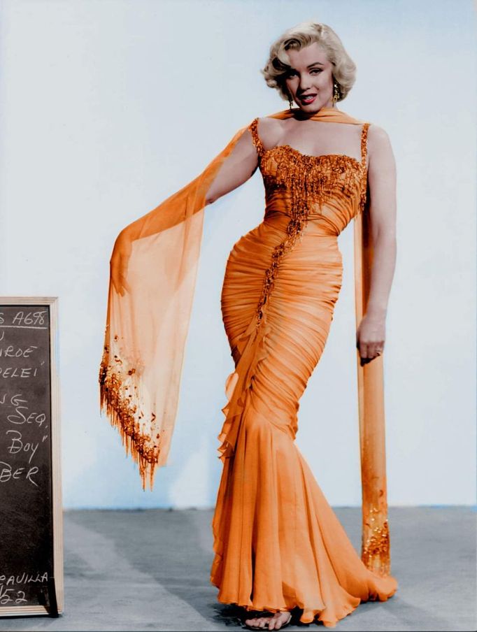 oldhollywood93's tweet photo. Marilyn Monroe in sequin orange dress, "Gentlemen Prefer Blondes" (1953) https://t.co/pijc2CQVDI