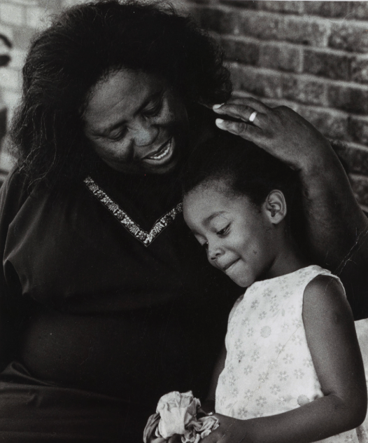AfricanArchives's tweet photo. Civil Rights activist Fannie Lou Hamer with her daughter, 1971.

As a result of a "Mississippi appendectomy” (forced sterilization), Fannie Lou was unable to have children so she &amp; her husband adopted 2 local impoverished girls. https://t.co/4AqCikhLcR