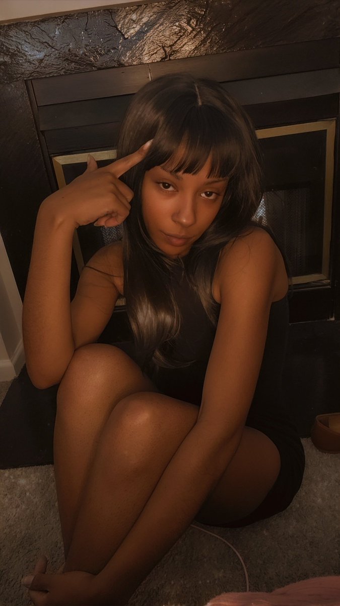 AquaticaAbuse's tweet photo. I need a paypiggy whos not a bot, not only that he has to be ok with getting the shit kicked outta him
#psychodom #findom #dommemommy #feet #toes #ikimpretty #beautiful # https://t.co/ezmKVD8VZv
