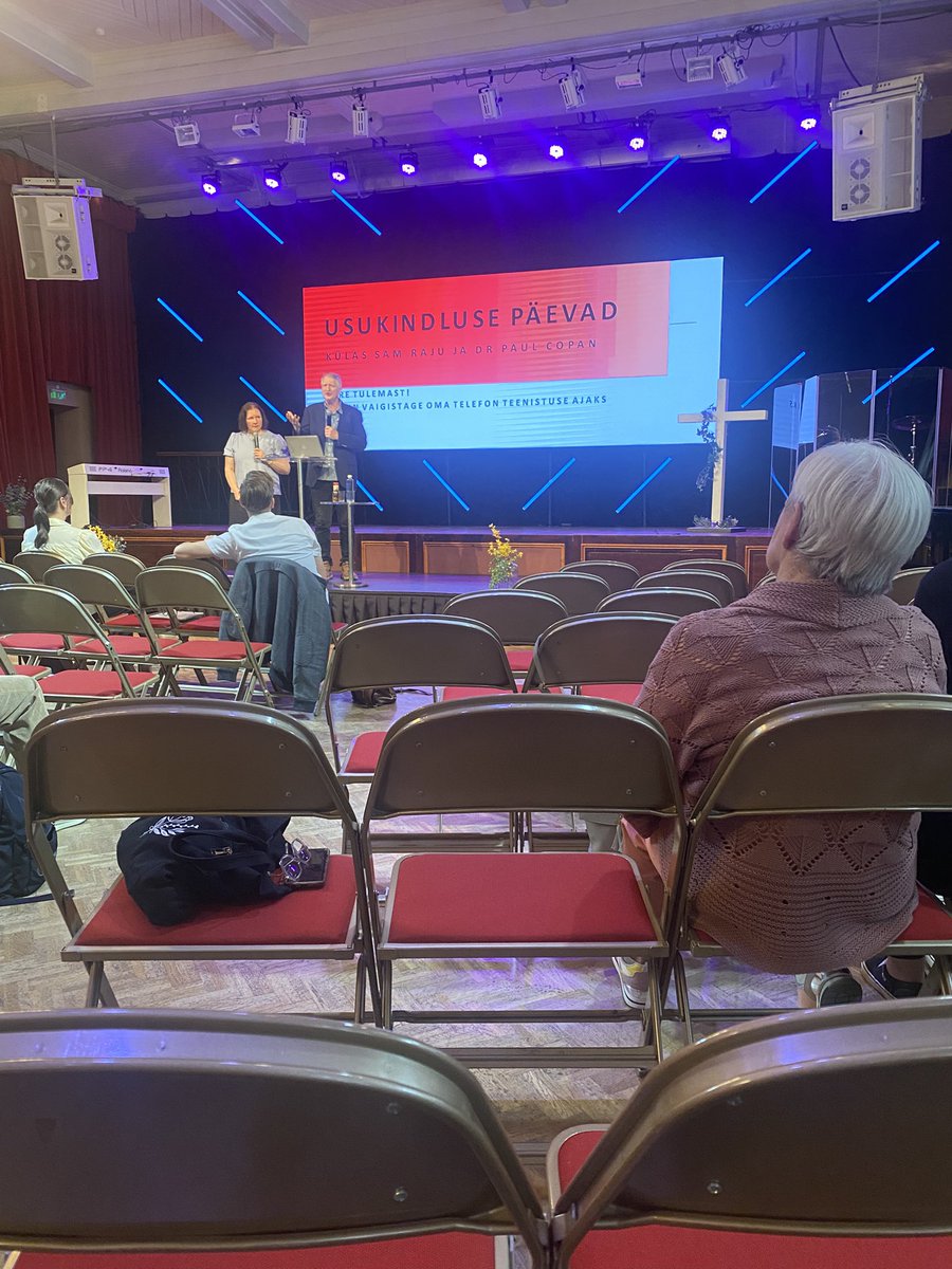 TiitRandloo's tweet photo. Jumalast loenguid on päris huvitav kuulamas käia. Eriti kui teiselt poolt maailma tullakse vaateid jagama. 😇 https://t.co/gXLTszzlBq