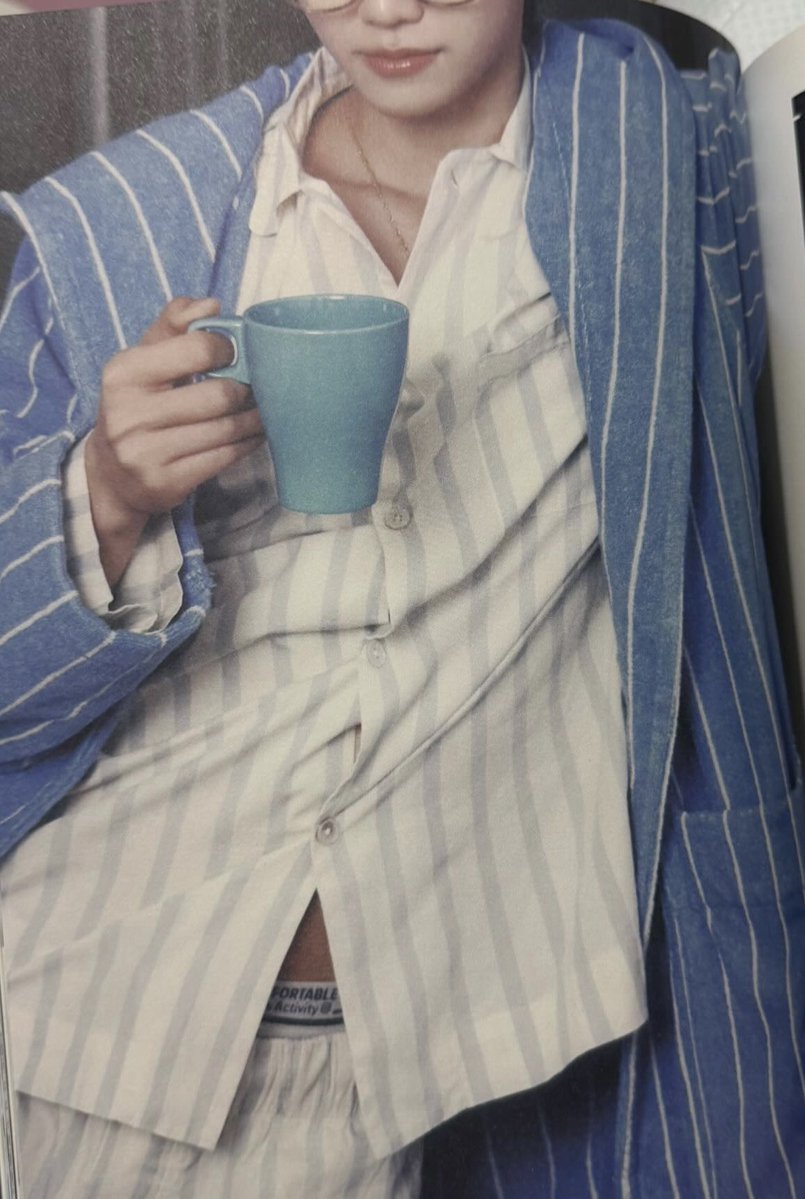 writernomin's tweet photo. back nya aja ganteng. apalagi depannya, tinggal di sruput sama jn https://t.co/tJc3pamf8b