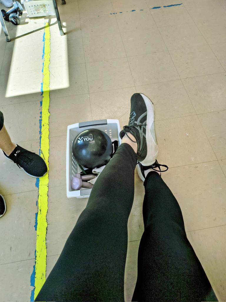 ColleenEckmark's tweet photo. #BelleviewYMCA #LesMillsThrive #CircuitClass #Spent #FeelingGood https://t.co/RRSaxnHLGV