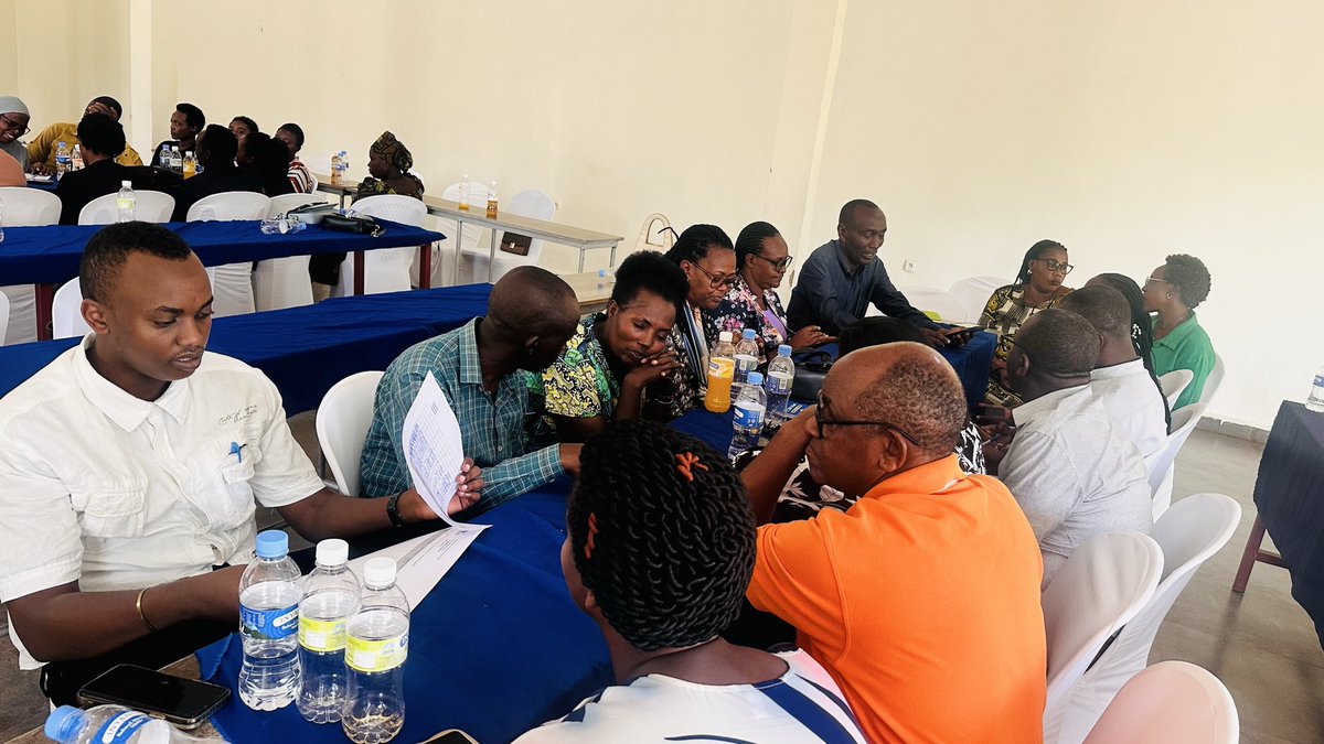 refacrwanda1's tweet photo. Today REFAC continued the Community-Led Meetings in @BugeseraDistr on School Accountability and Follow-up Monitoring Forums to strengthen transparency, review school challenges, and agree on practical actions for better learning outcomes with support from @FCDOGovUK and @trocaire https://t.co/uiBTNy5Qxu