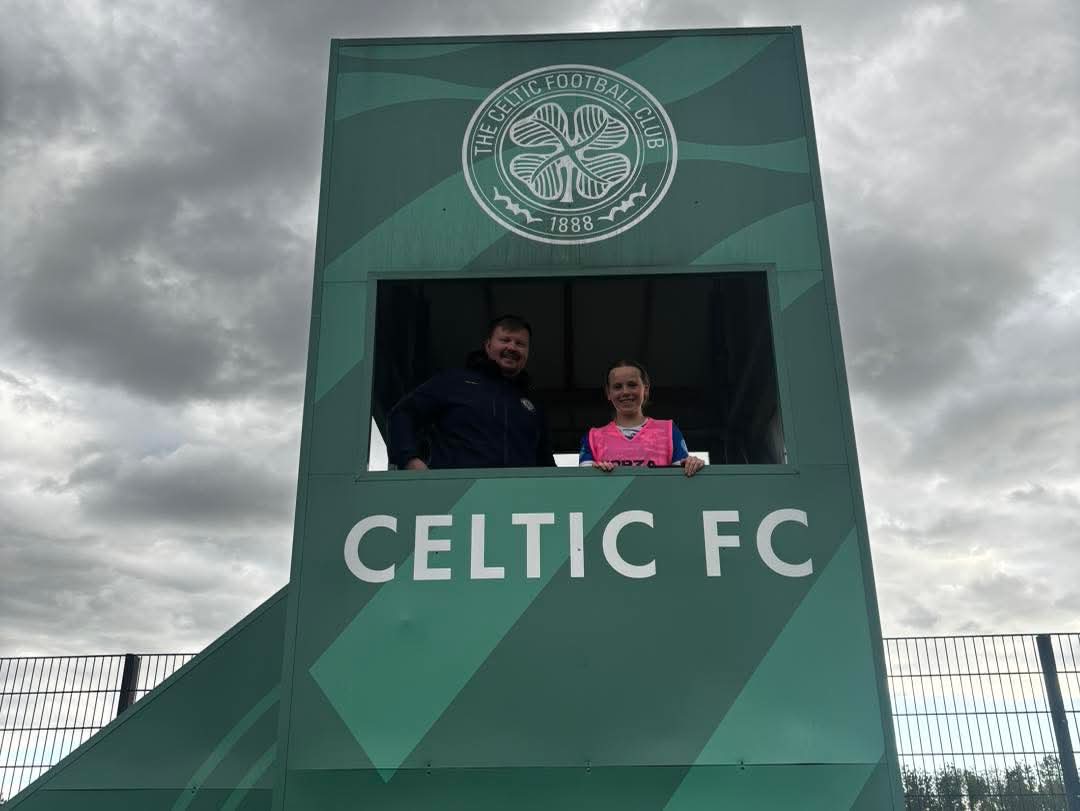 Cansfield1's tweet photo. ⚽🏴 Rosie Represents Wigan Schools🏴󠁧󠁢󠁳󠁣󠁴󠁿⚽

A huge well done to Rosie, who represented the Wigan Schools Girls District U12s team on their tour of Scotland! 👏

Rosie competed against academy teams from Celtic, Rangers, Kilmarnock and Hamilton! https://t.co/Pv10GTb6TT