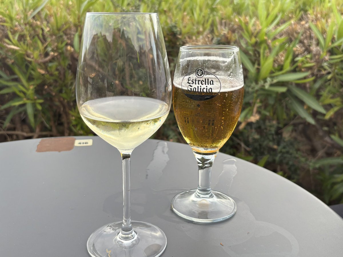 Pipihazard's tweet photo. La buena vida https://t.co/aPbX1yuwUk