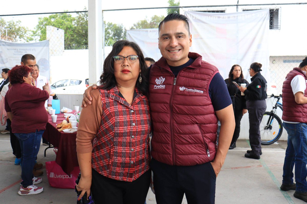 JIvanHerrera_'s tweet photo. El compromiso es claro: desde la @AmbientePuebla haré mi mayor esfuerzo para transformar a #Puebla en una ciudad más verde, más sostenible y con más árboles para el bienestar de todas las familias. 🍃🏙️ #MedioAmbiente
#LaFuerzaDelSur
#IvánHerrera https://t.co/3bKUBxiZVq
