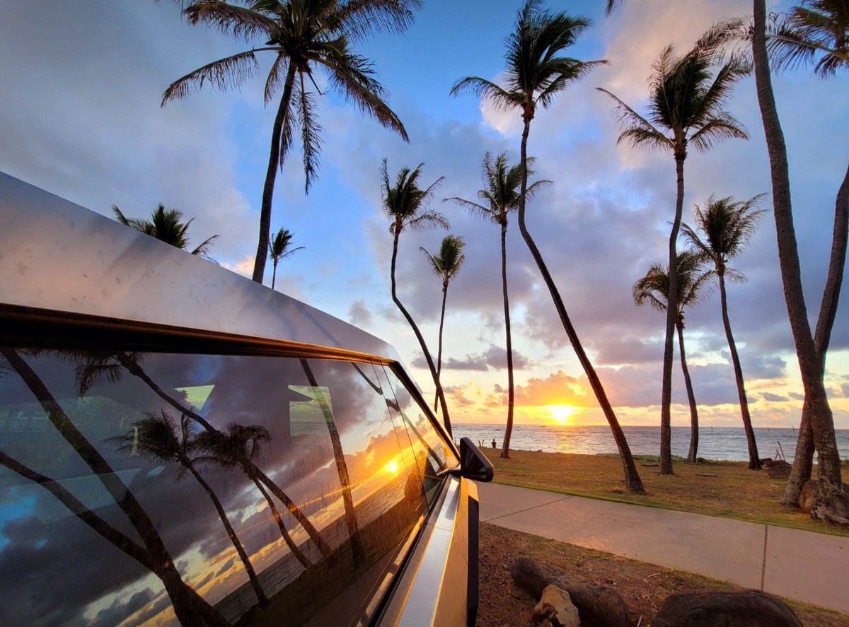 kauai_renatus's tweet photo. @JCChristopher You're the best JC you should have said 100 ! Ha 🤣 when  are people going to stop listening to the lying media and get truth about @Tesla  off of that little device they have in their hand I like what Omar said the other day thank God for AI we need more intelligence !  Aloha https://t.co/eEgmgHqLI3