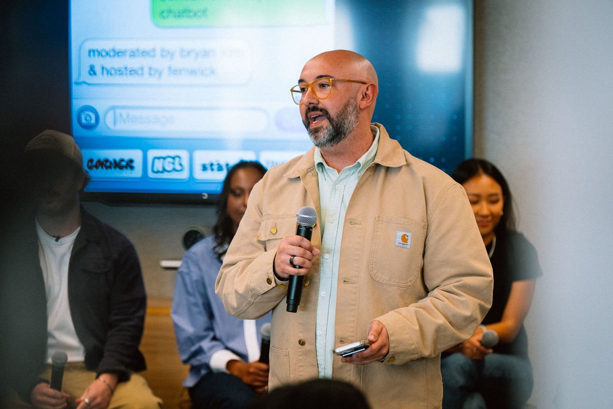 FenwickWest's tweet photo. What does it take to build a breakout consumer AI company today?
On Day 3 of NY @Techweek_ , Fenwick's Will Black welcomed attendees before Bryan Kim led a discussion w/ founders Eliza Wu, Nate Tepper, Raj Vir & Fai Nur on the future of consumer AI. #FenwickatTechWeek #NYTechWeek https://t.co/pyEBDHJBg4