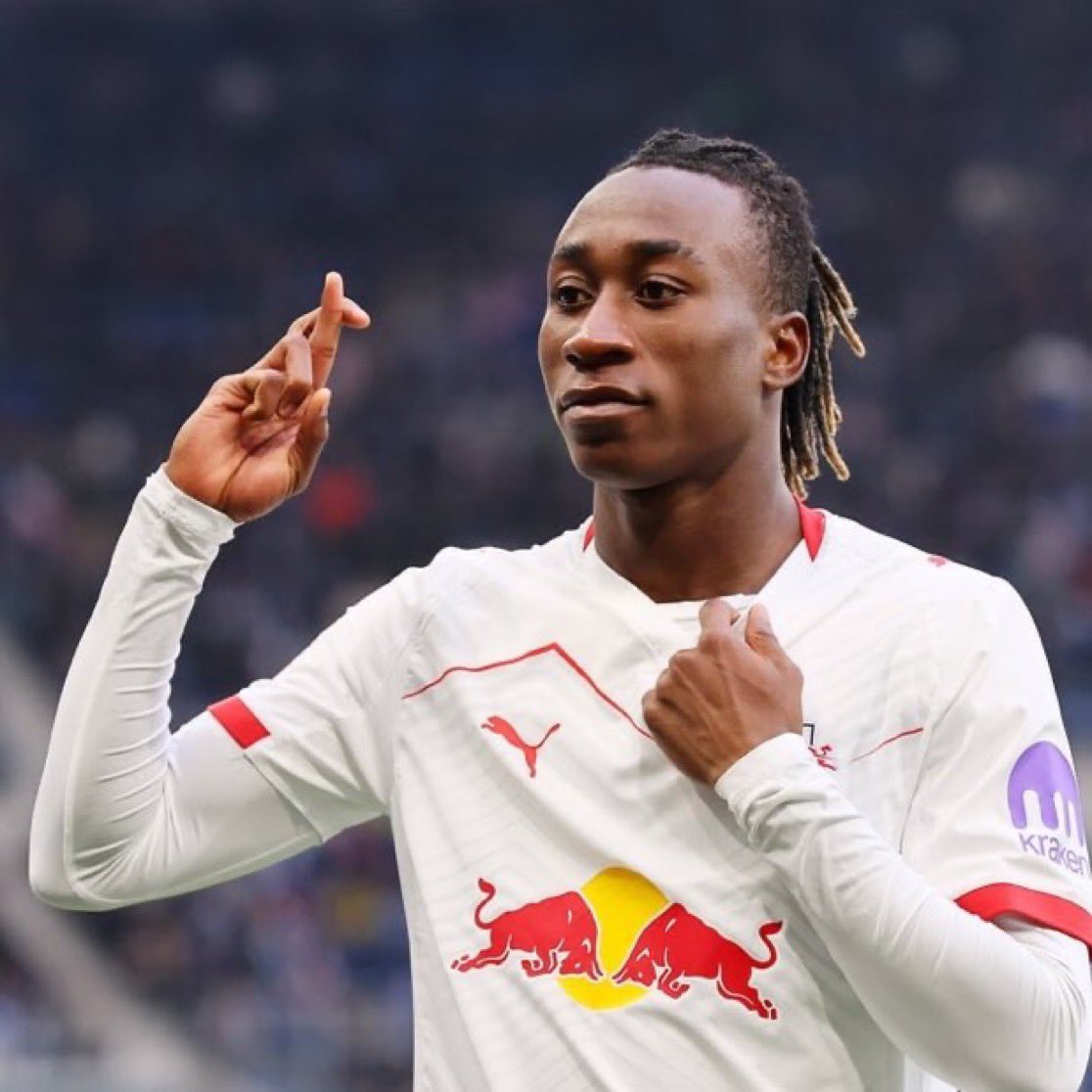angelogomezo's tweet photo. Rápido: ¿Barcola por 70 M€ (?) o Yan Diomande por 115~M€?

@TheAthleticFC explica hoy que el Liverpool intensifica su interés por Diomande, que rondaría los 100 M€ aunque el RB Leipzig pide 130 (suerte). Poniendo un poco un precio intermedio… ¿qué harías? https://t.co/DQt1BW5wHw