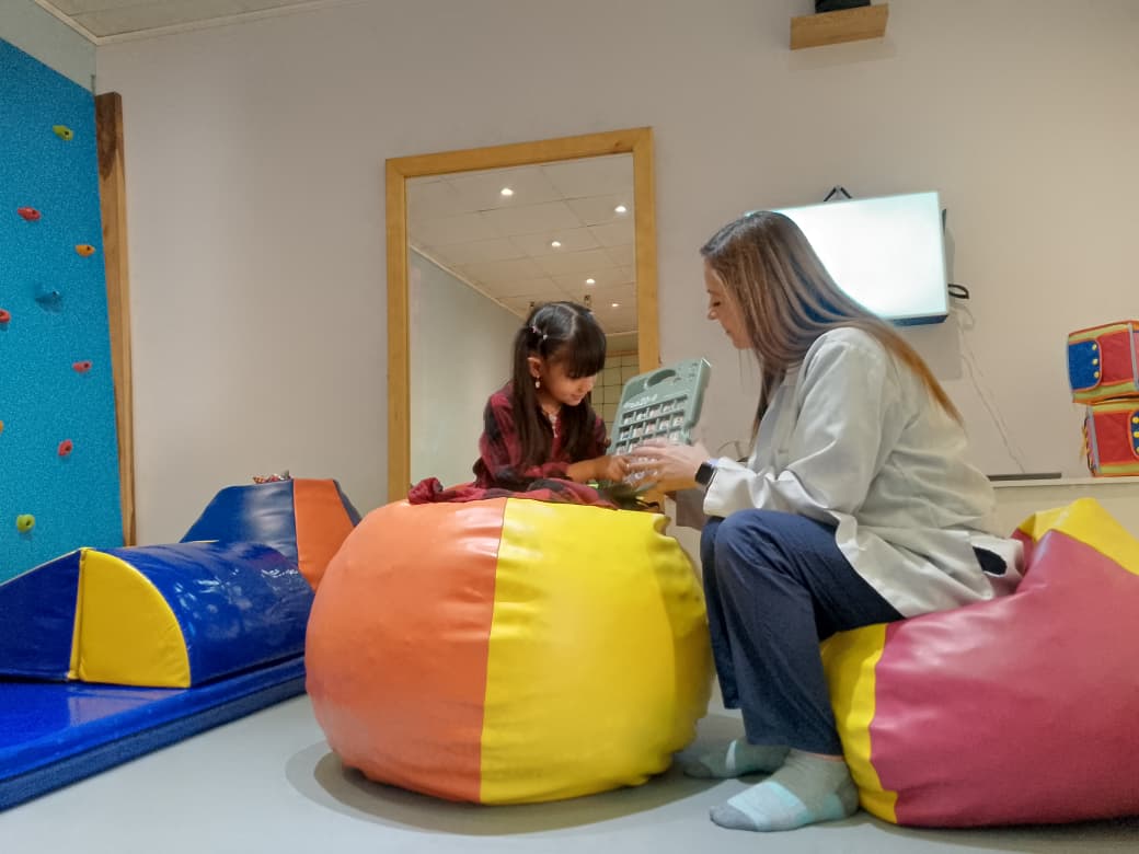 saludazuay_'s tweet photo. La nueva Sala Multisensorial del CERI N.° 5 permitirá mejorar la regulación sensorial, la atención, concentración y el desarrollo neurológico de niñas, niños y adolescentes, fortaleciendo los procesos de rehabilitación integral. #ElNuevoEcuador. https://t.co/fxMICXNlQU