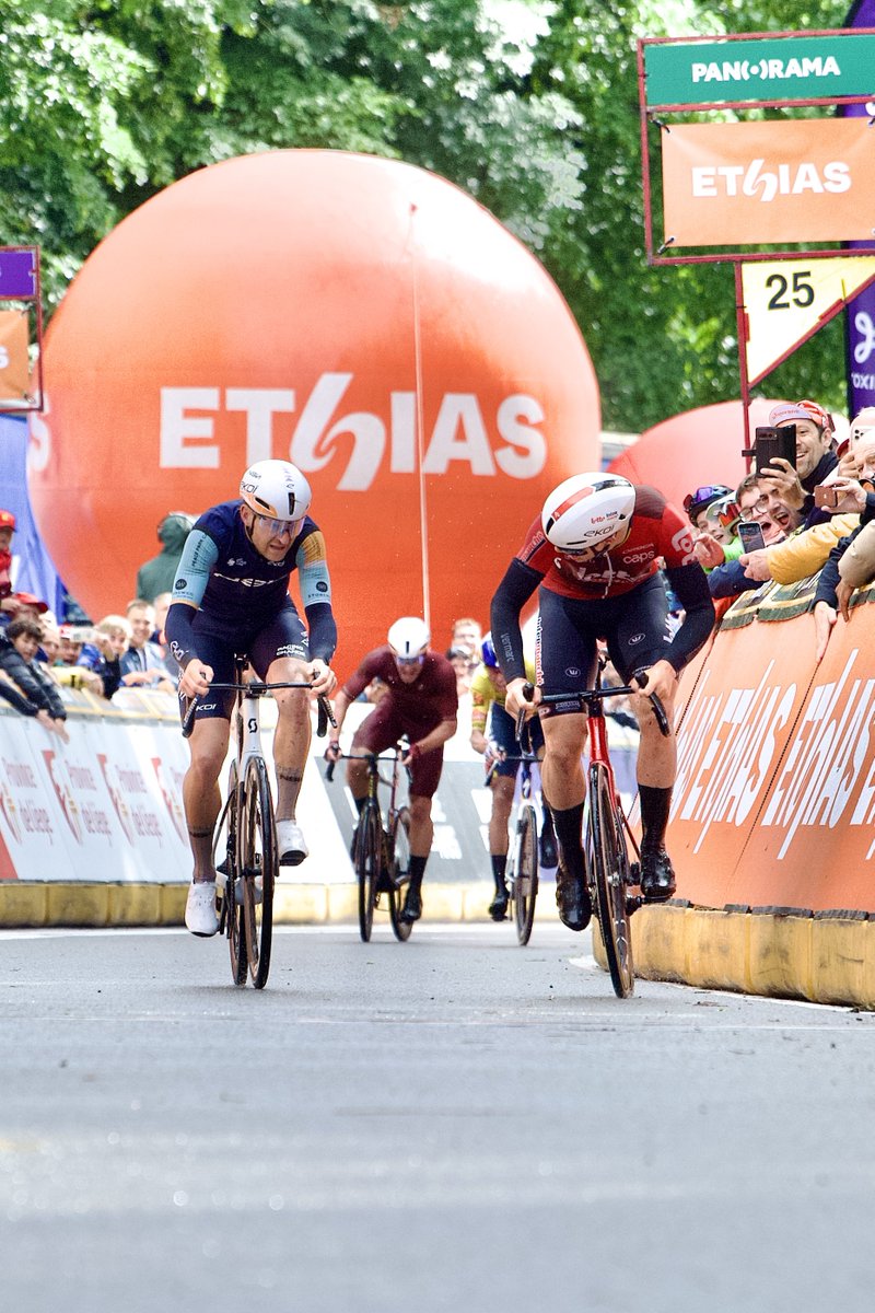 NSNCyclingTeam's tweet photo. Pain and glory for @Riley_Sheehan_ at the @tourdewallonie 🟠

He leads the race by three seconds going into Friday’s final stage, but missed out on soloing to the stage 4️⃣ victory in the most brutal of ways 😢

🇧🇪 #TourdeWallonie #WeAreNSN | @weare_NSN https://t.co/HHhqgrNqbF