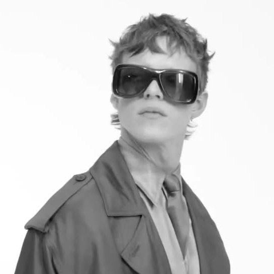 l0veddream's tweet photo. like a diva ✨ https://t.co/fcJaBRUARg