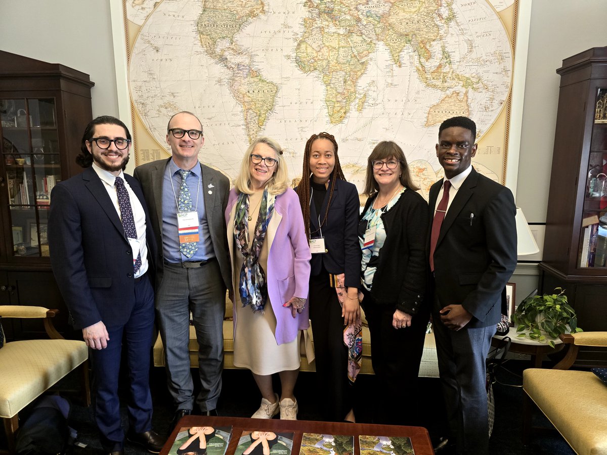 wvudeptofmed's tweet photo. Dr. Efe Okorigba, current PGY2, participated in the recent ACP Leadership Day in DC meeting.

During this event, the ACP focused on four core federal policy pillars aimed at improving patient care, enhancing physician compensation, and expanding the medical workforce. https://t.co/JI6OcEhLiU