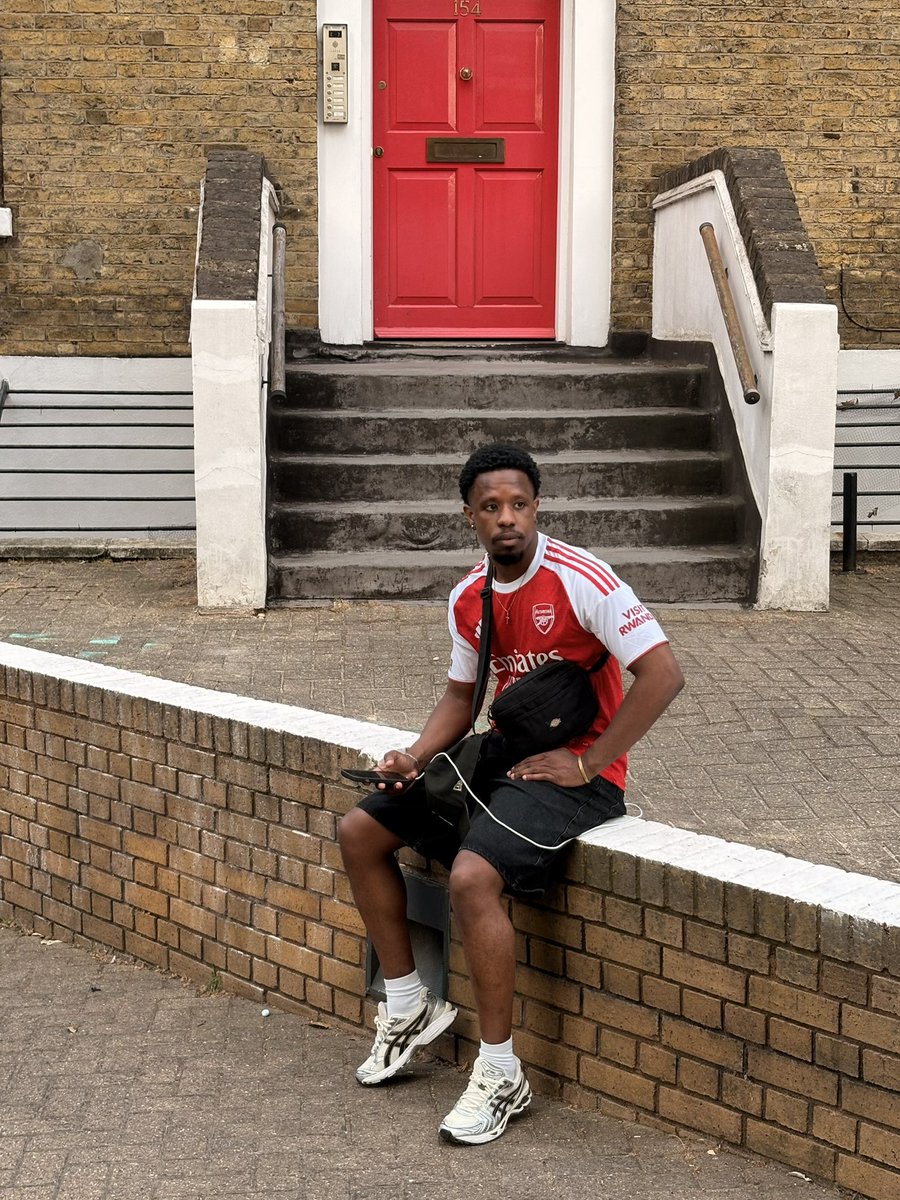 VinceStervy's tweet photo. Plus beau week-end de ma vie de Gunners ! ❤️🤍🏆 https://t.co/P4kBBwfoCV